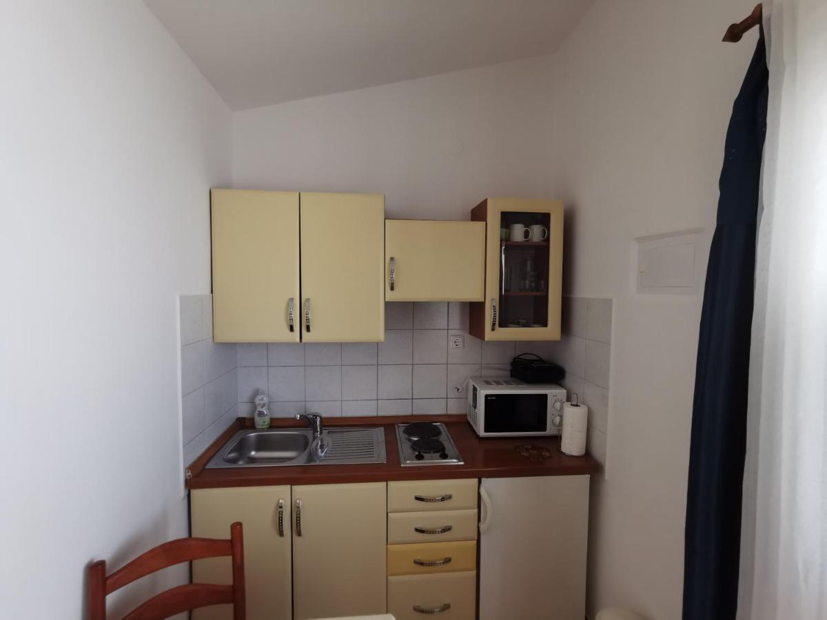 Studio Apartments Jasminka セルツェ エクステリア 写真