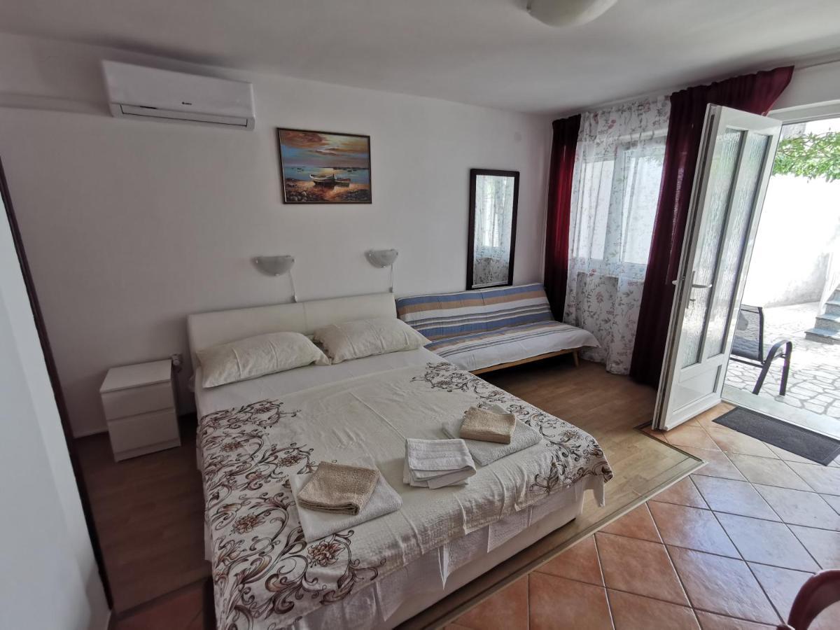Studio Apartments Jasminka セルツェ エクステリア 写真