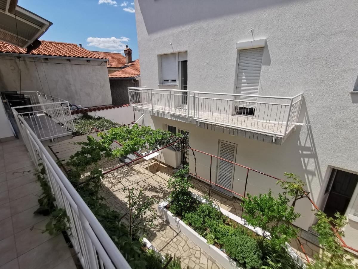 Studio Apartments Jasminka セルツェ エクステリア 写真